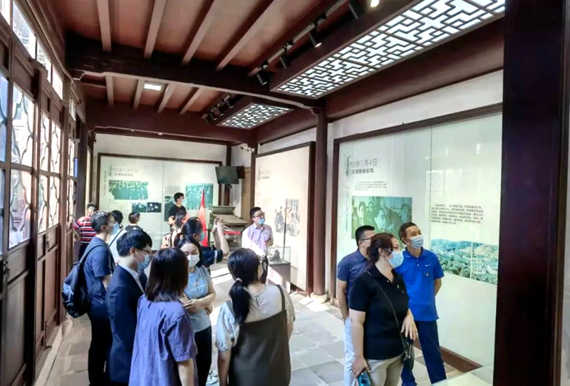 華都股份第二黨支部、浙經(jīng)所黨支部聯(lián)合開(kāi)展黨建共建活動(dòng)