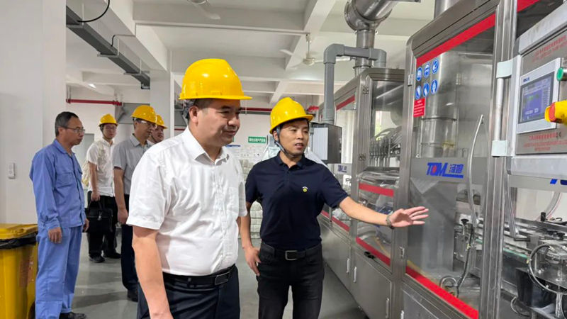 省供銷社黨委委員、監(jiān)事會(huì)主任童日暉赴浙農(nóng)下屬成員企業(yè)調(diào)研
